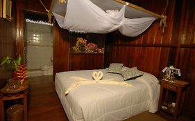 Sandoval Lake Lodge